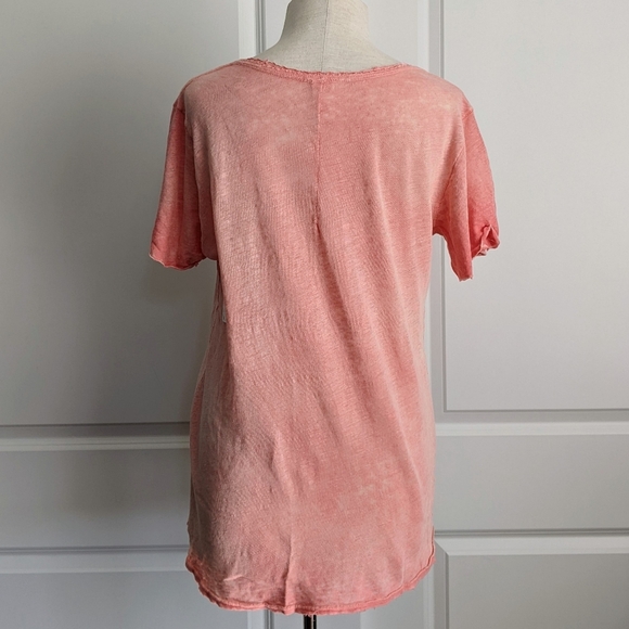 Free People Tee Deep V-Neck Lace Trim Distressed Short Sleeve Coral S NWT - Picture 7 of 13